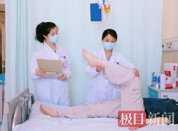 21岁小伙头痛误当熬夜后遗症, 大夫洞烛其奸揪出致命脑炎